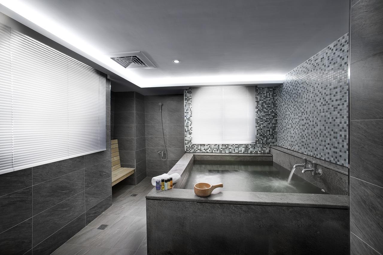 One Fukun Hotel Цзяоси Экстерьер фото