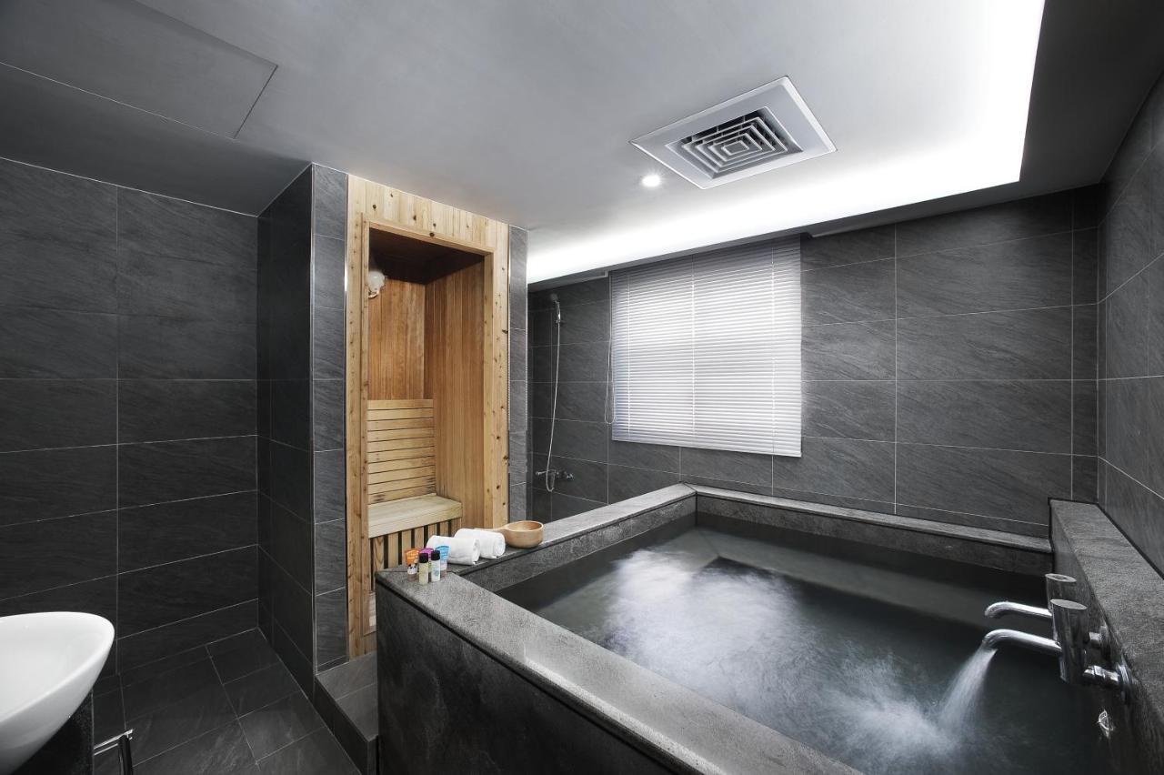 One Fukun Hotel Цзяоси Экстерьер фото